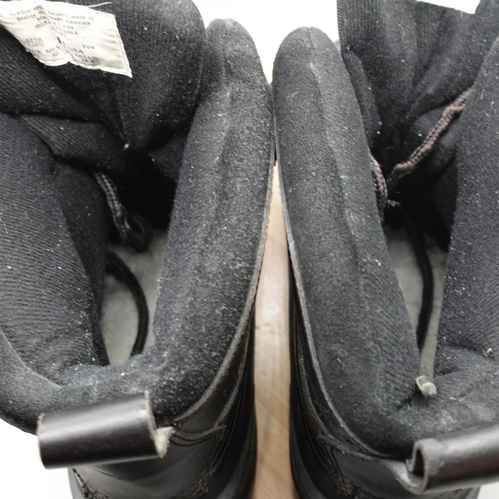 Explorers Boots Mens 11 Thinsulate Insulation Winter Snow Black Leather Flaws